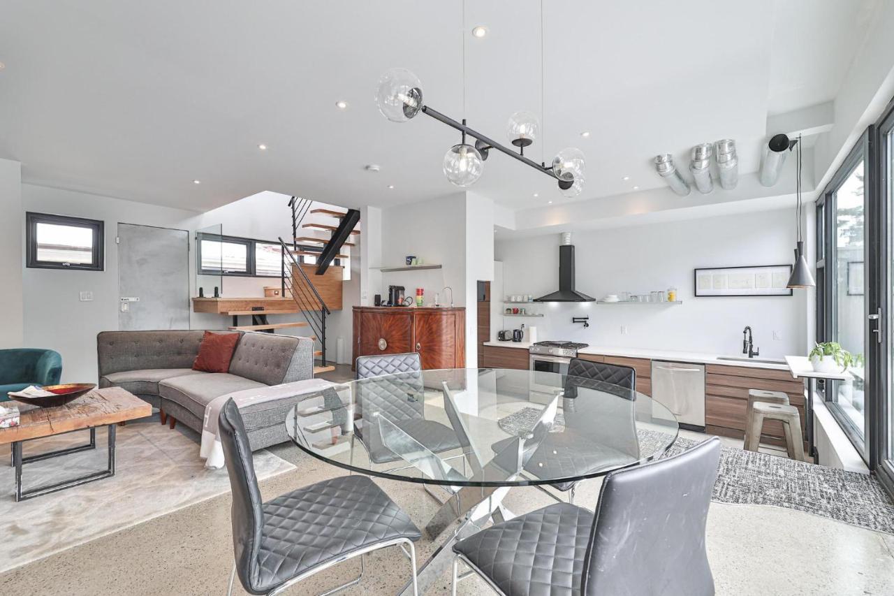 New Modern 1400 Sq Ft Coach House Near Everything Toronto Exterior photo